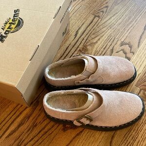 Dr Martens Vintage Taupe Isham Clogs / Size Men’s 9, W10 / New in box